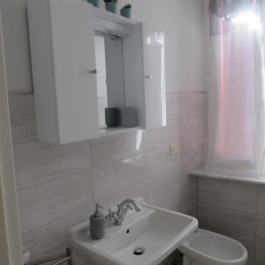 Volare...Oh...Oh Apartment Чернобио Екстериор снимка